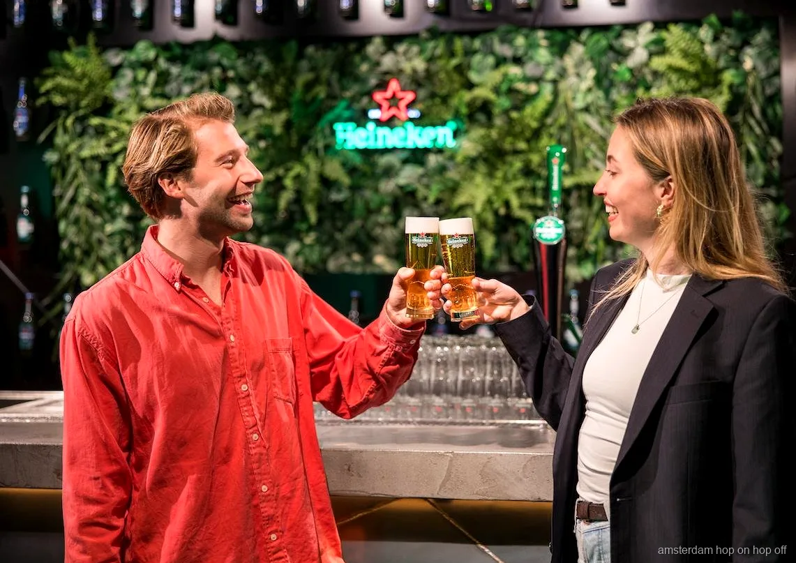 Exposition interactive à l'intérieur de la Heineken Experience à Amsterdam